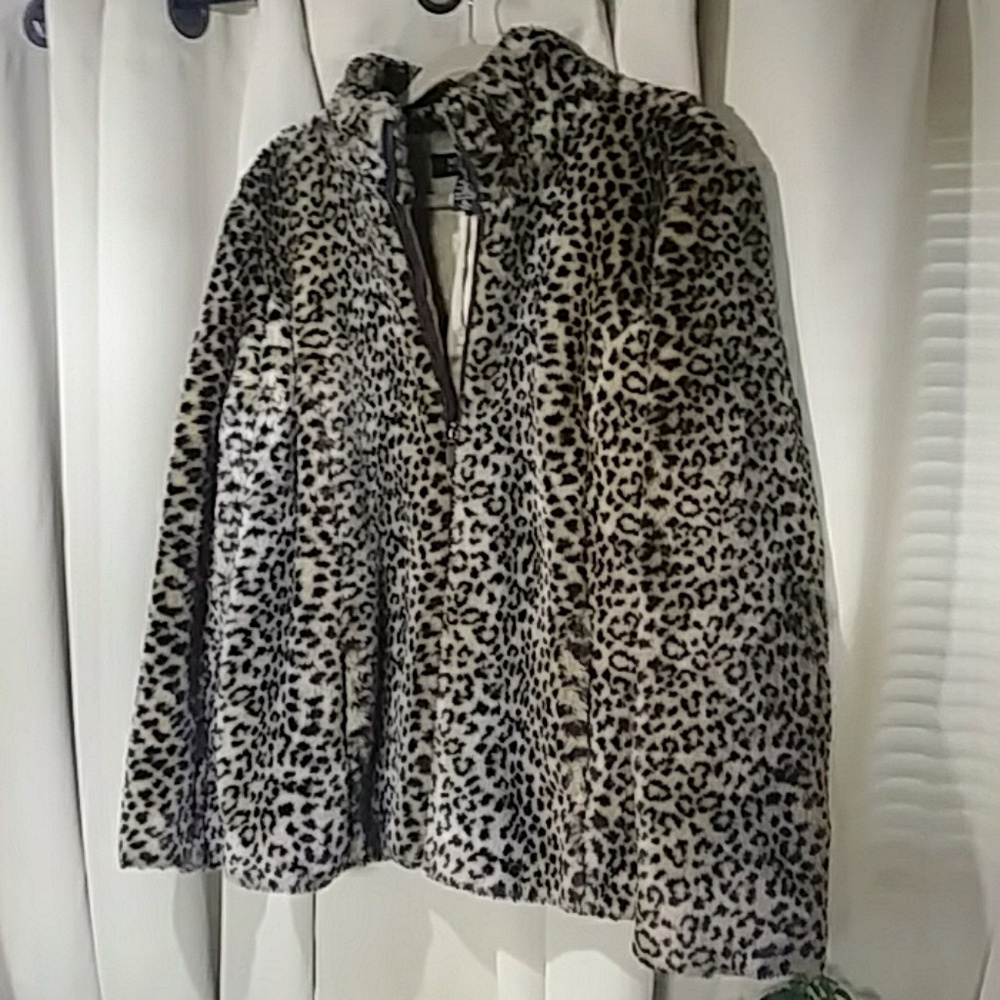 Express Leopard Coat {Faux}